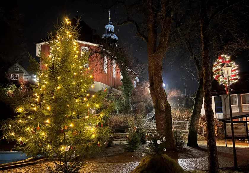 Altenauer Wintermarkt - Der Altenauer Wintermarkt im Marktgarten erwartet Besucher vom 18.12. bis zum 02.01.2027.