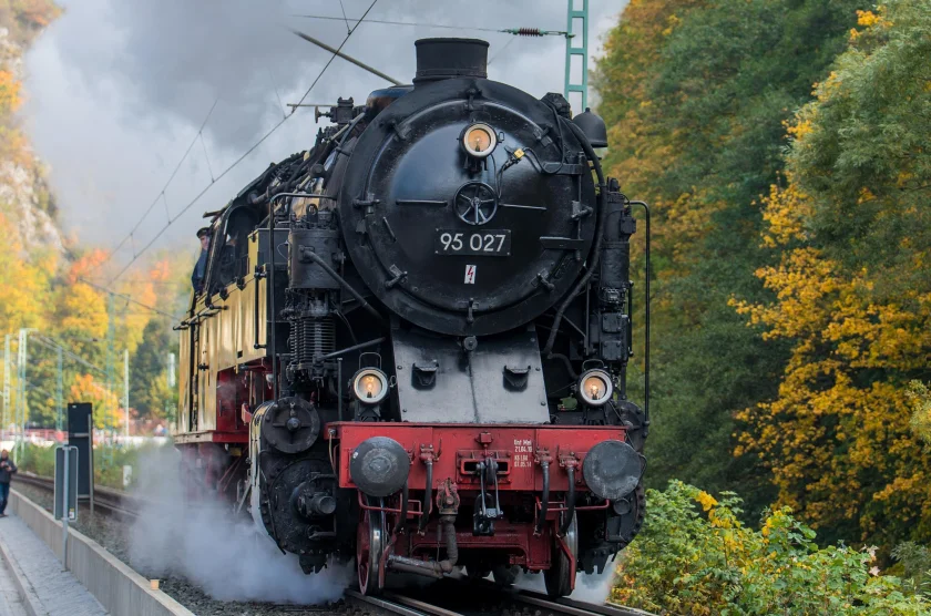 Christi Himmelfahrt Sägewerk -Express - unterwegs mit der dampfenden Bergkönigin