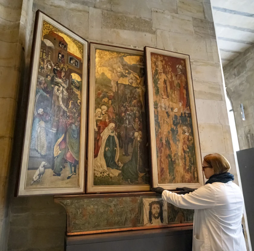 Dem Blick entzogen - Geschlossene Altäre in der Fastenzeit