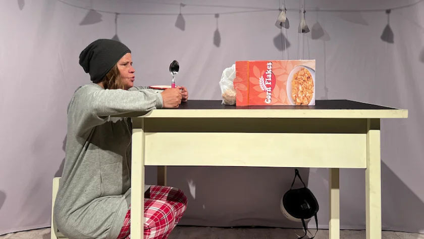 Ein Frühstück geht auf Reisen - Eine Objekttheater-Inszenierung