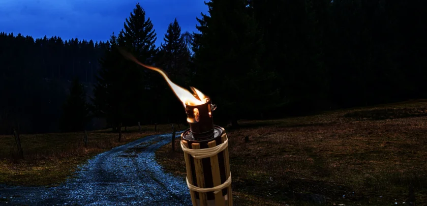 Fackelwanderung - vor Weihnachten