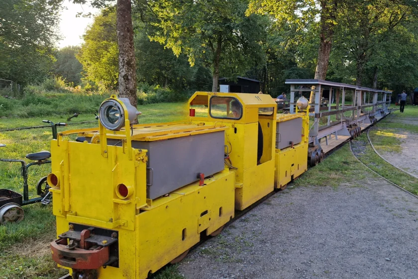 Fahrt mit der Tagesförderbahn - Fahren Sie mit der Tagesförderbahn zum Ottiliae-Schacht