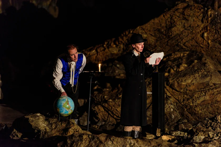 Höhlentheater - Die Reise zum Mittelpunkt der Erde