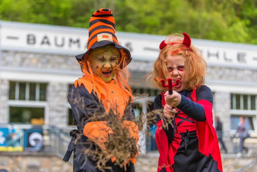 Kinderwalpurgis in der Baumannshöhle
