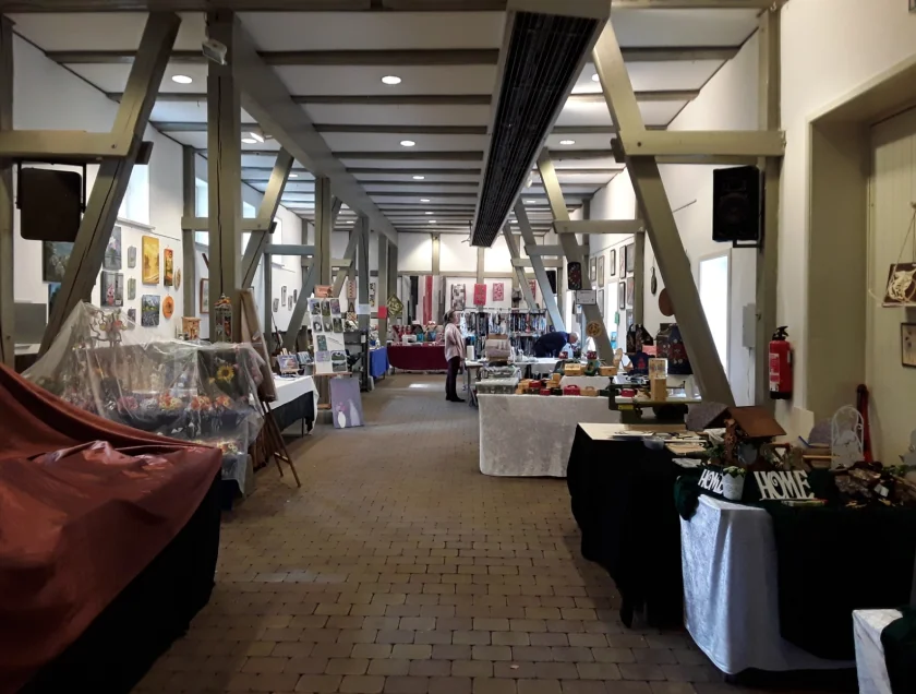 102. Kunsthandwerkstatt in der Rathausscheune