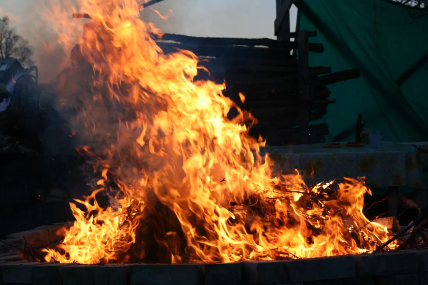 Lagerfeuer-Küche