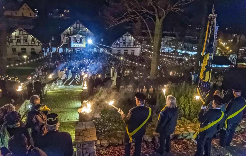 Landesbergparade und Grubenlichtermarkt (12 km)