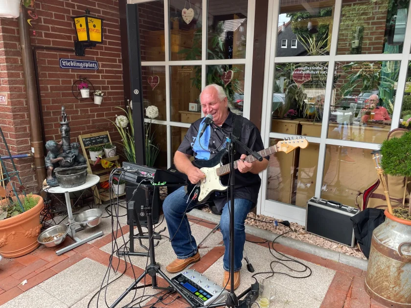 Livemusik mit George Seeber