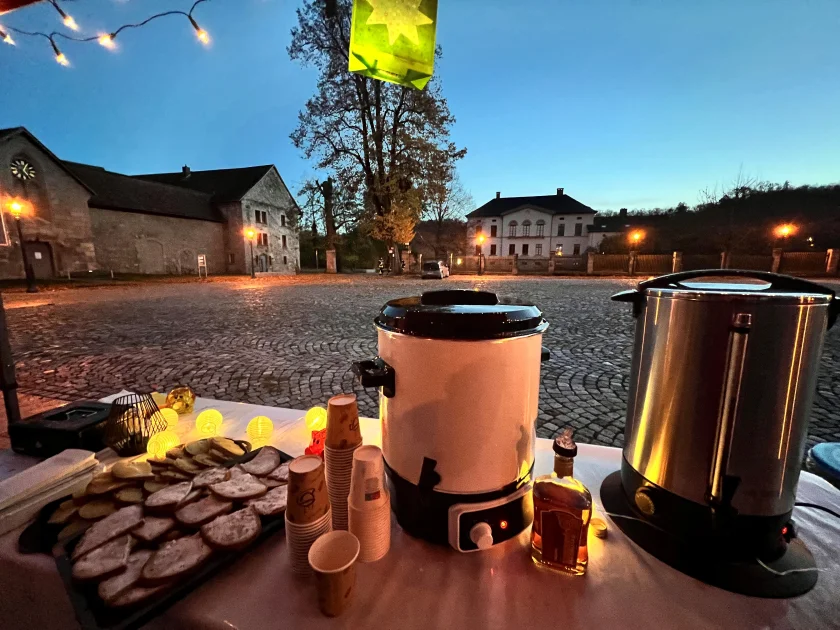 Martini in Walkenried - Martini für die ganze Familie mit Andacht auf dem Klosterplatz.