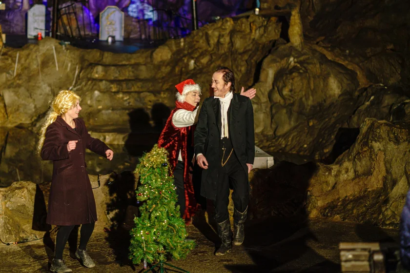 Mit Volldampf zur eine Weihnachtsgeschichte - Kombi-Angebot "Rübelandbahn und Höhlen-Theater"
