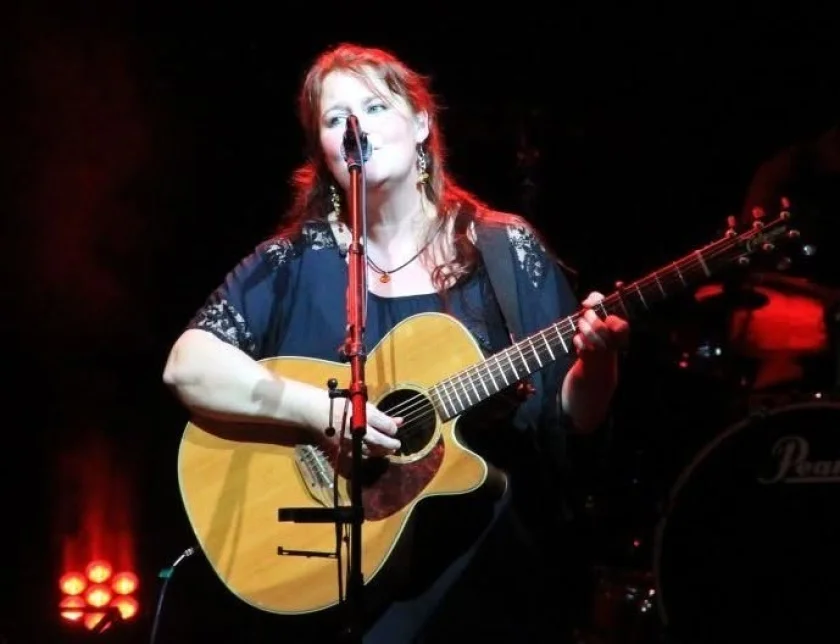 Mittwochskonzert - Anja Hampe - Folk, Country, ReggaeAnja Hampe im Harzer Hof – Live & Solo