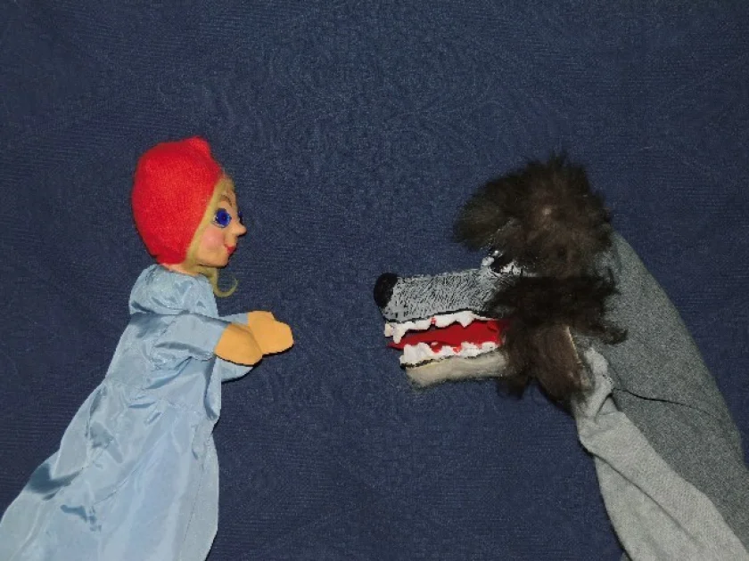 Puppentheater im Bürgerpark "Rotkäppchen und der Wolf" - Das Theater Silberborn spielt: "Frau Herbst"