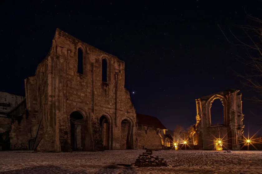 Rabenschwarze Nachtgeschichten MARKUS VEITH Kreuzgang, Kloster Walkenried