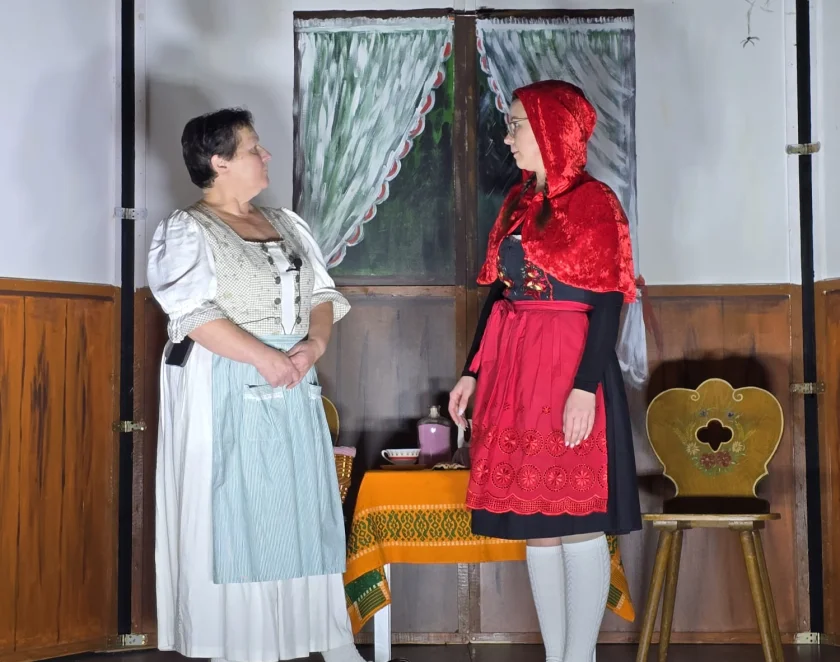 "Rotkäppchen und der böse Wolf" Kindertheater