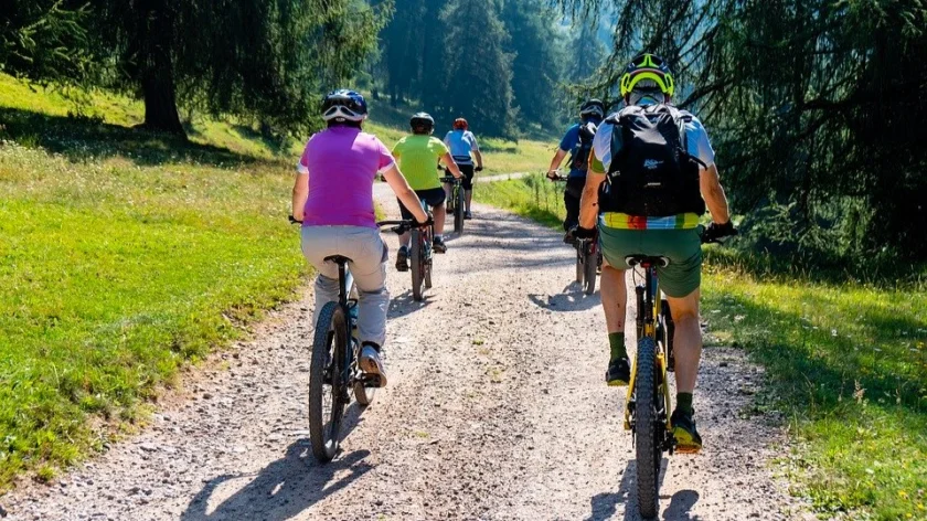 Senioren-Biker - Die "Senioren-Biker" laden ein zu einer Fahrradtour mit dem E-Bike. Wenn auch Sie gern mit dem Rad in der Natur unterwegs sind, sind Sie herzlich eingeladen, dabei zu sein!