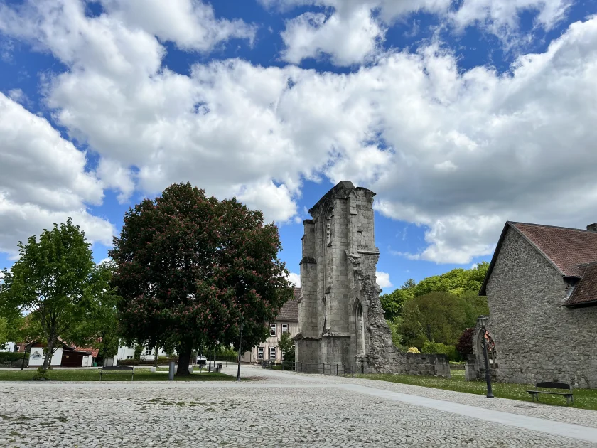Sommer & Bauernmarkt - Auf dem Klostervorplatz in Walkenried