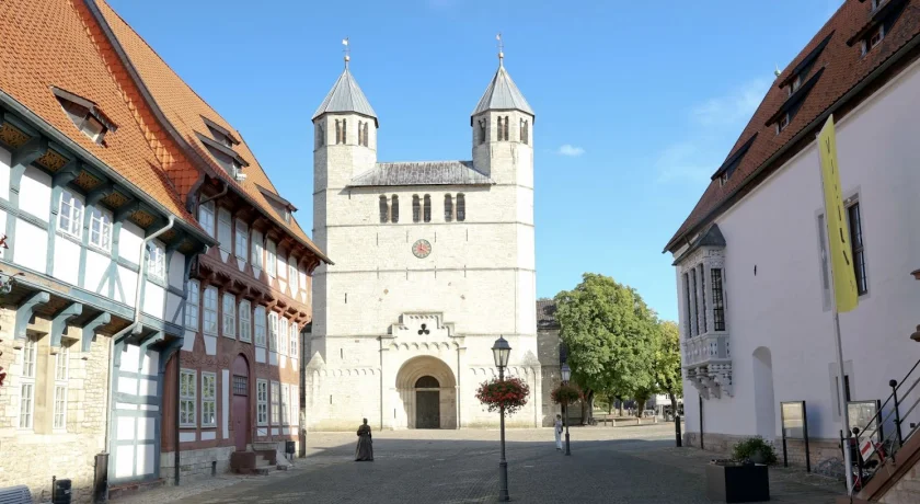 Spiritueller Herbst der Harzer Klöster- Reformatischer Stadtspaziergang durch Bad Gandersheim"