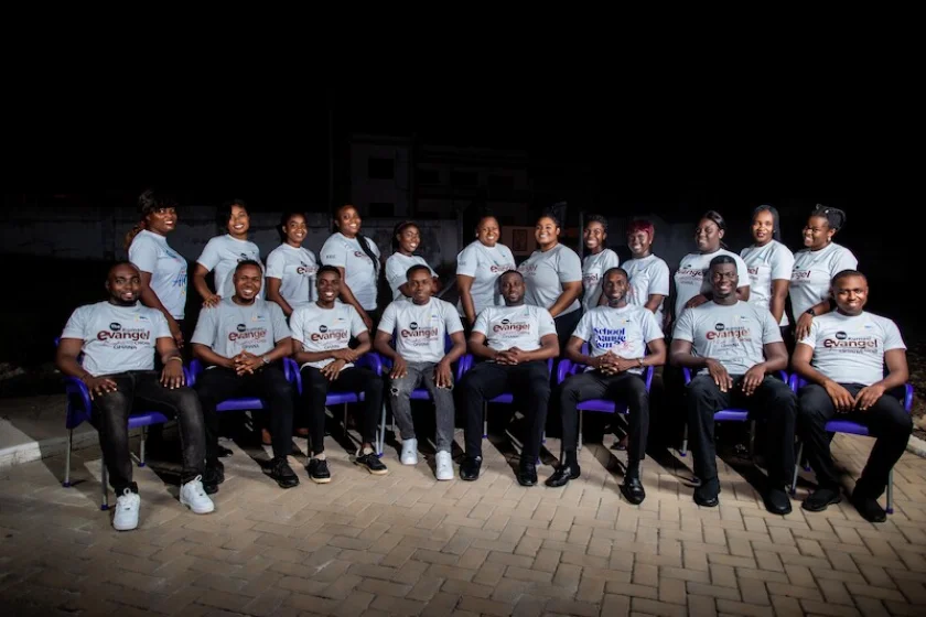 The Kumasi Evangel Choir – Ghana - "With Hearts, We praise"