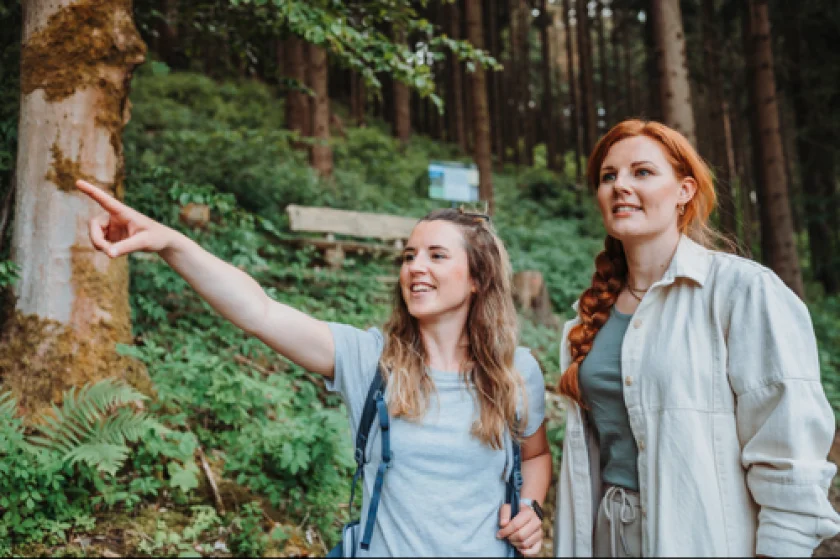 "Unser Wald gibt uns zu trinken" - Erlebniswanderung