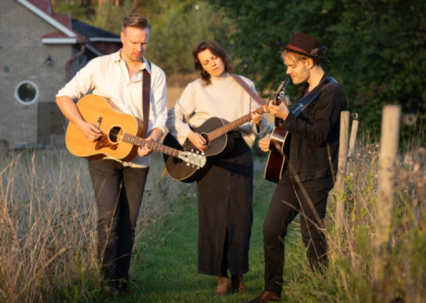 Ylva Haru – Finnische Folk-/Pop-Americana mit magischem Klang